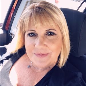 Meet your Posher, Janeen